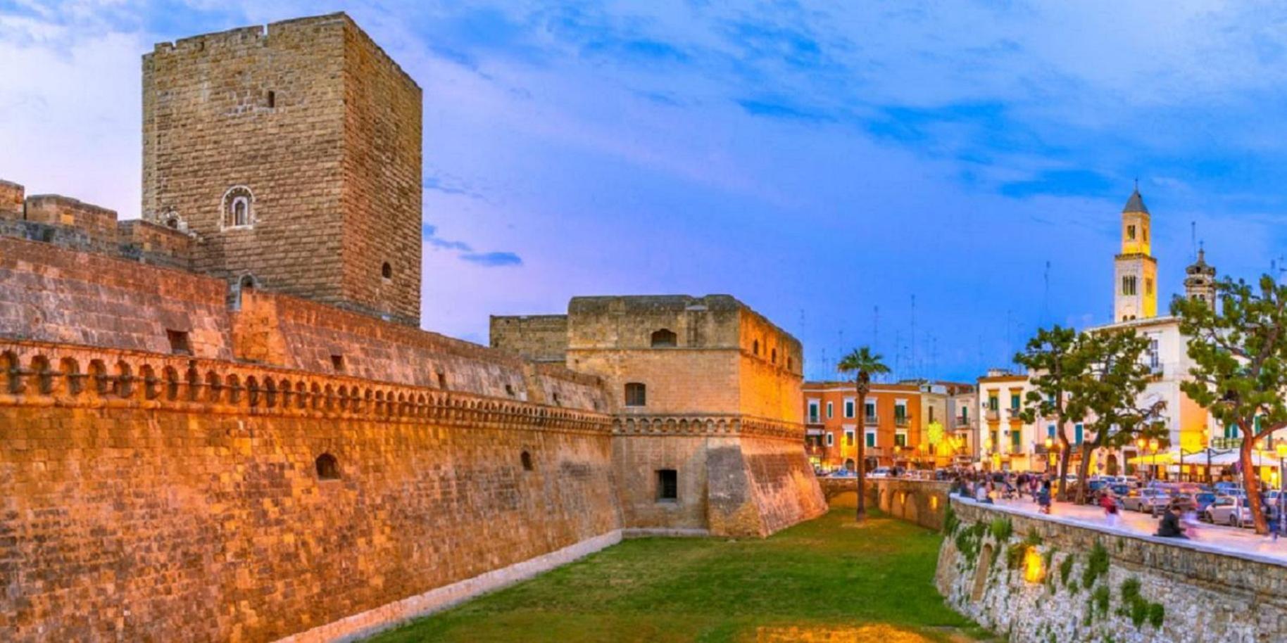 La Follia Dell'Architetto Villa Bari Exterior photo